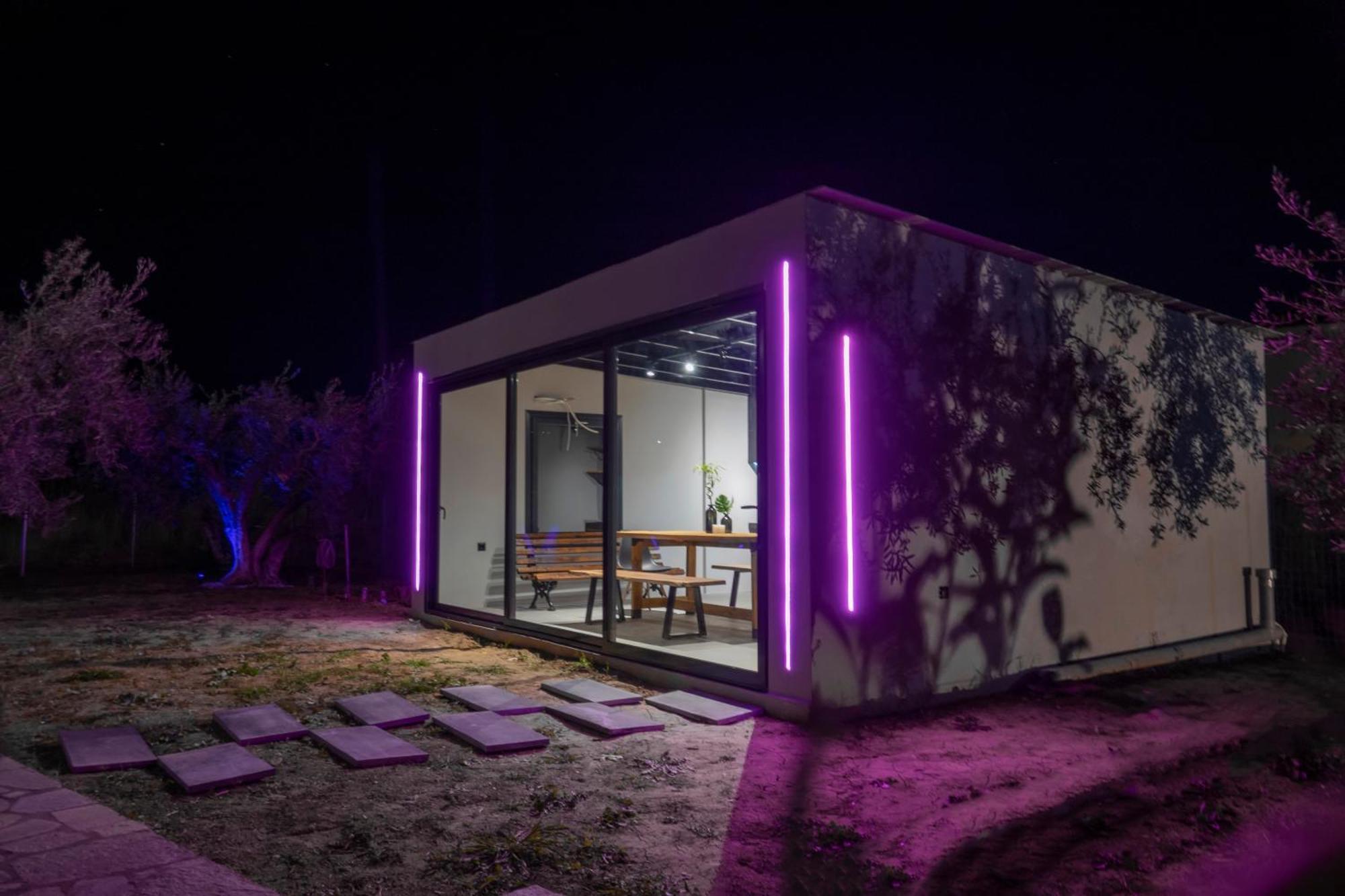 Berries Luxury Apartments 네아 모우다니아 외부 사진