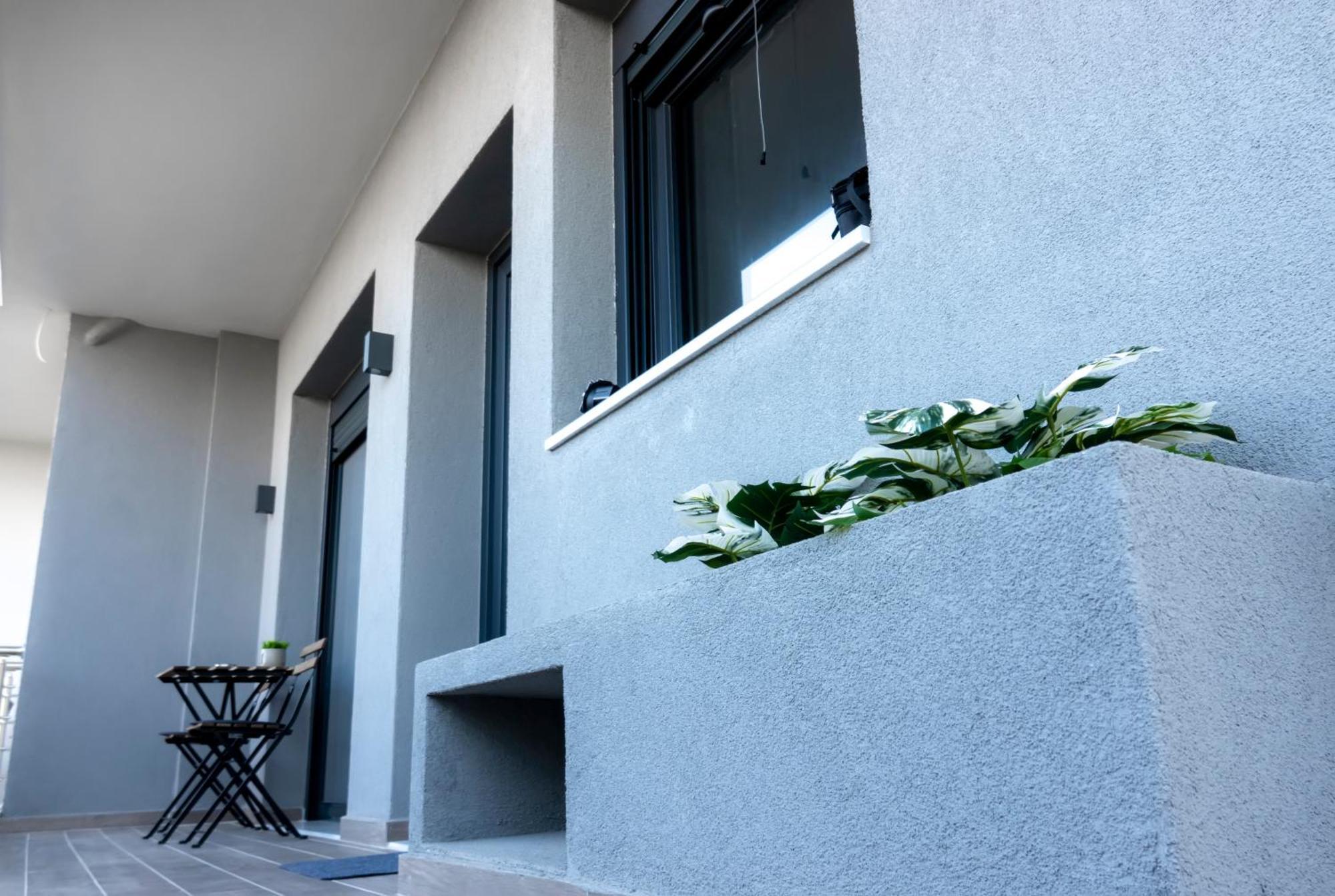 Berries Luxury Apartments 네아 모우다니아 외부 사진